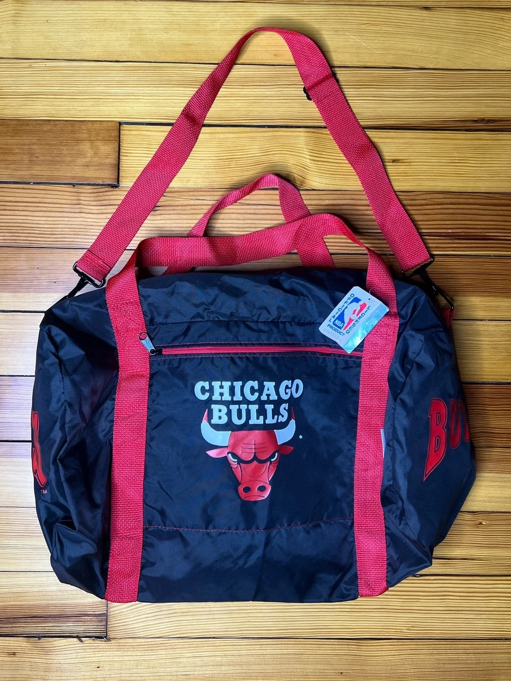 Vintage Chicago Bulls NBA Duffel Bag NOS Deadstock Tags 90s